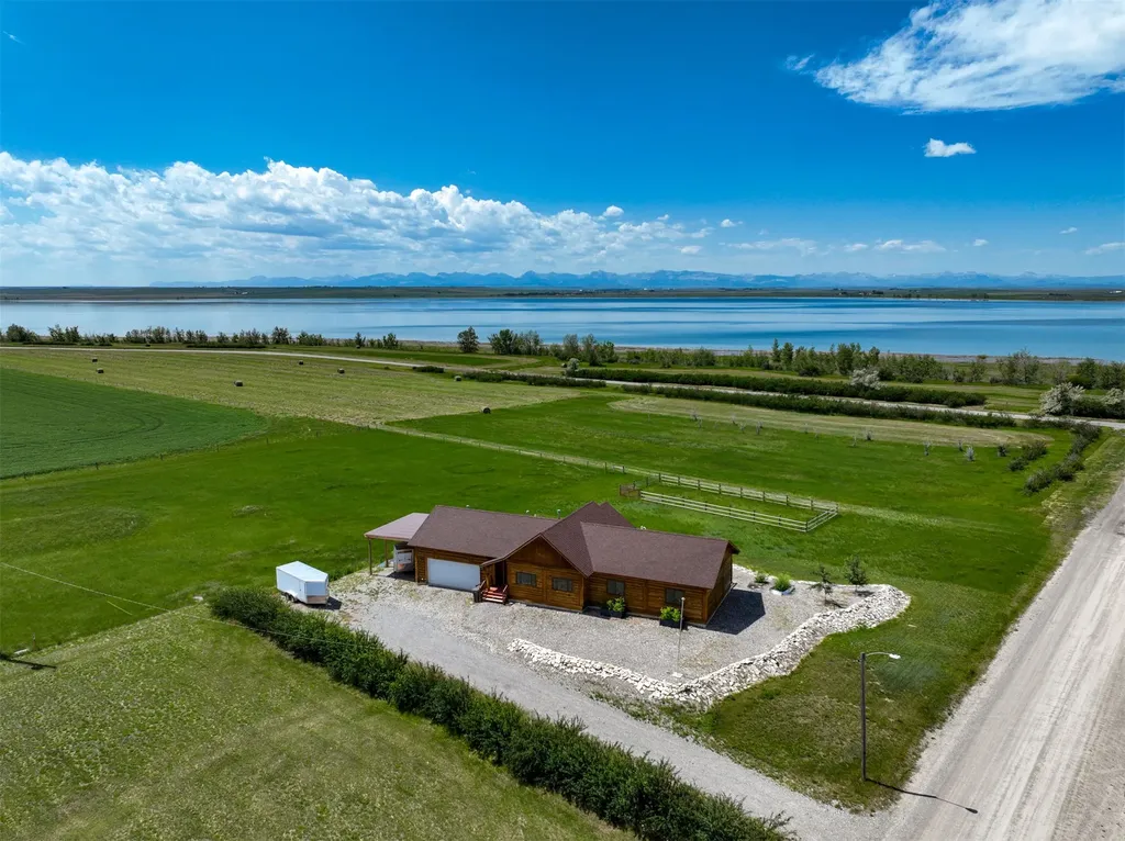 10 Dupuyer Avenue Valier MT 59486