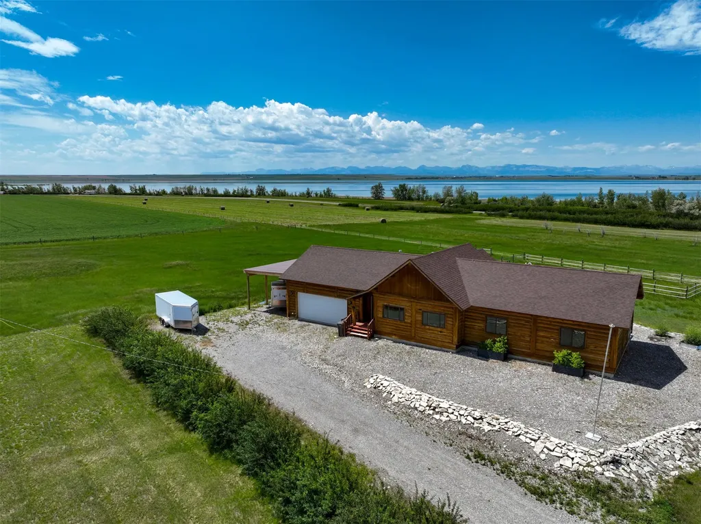 10 Dupuyer Avenue Valier MT 59486