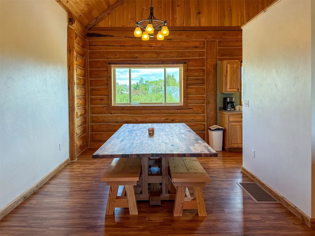 10 Dupuyer Avenue Valier MT 59486