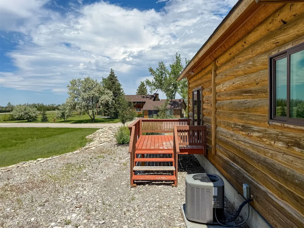 10 Dupuyer Avenue Valier MT 59486