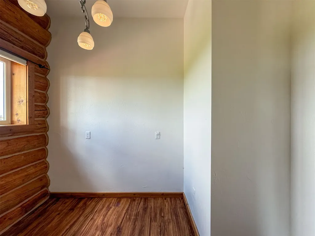 10 Dupuyer Avenue Valier MT 59486