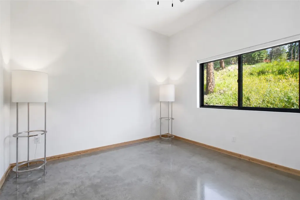 385 S Eighty Drive Somers MT 59932