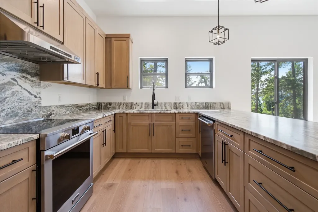 385 S Eighty Drive Somers MT 59932