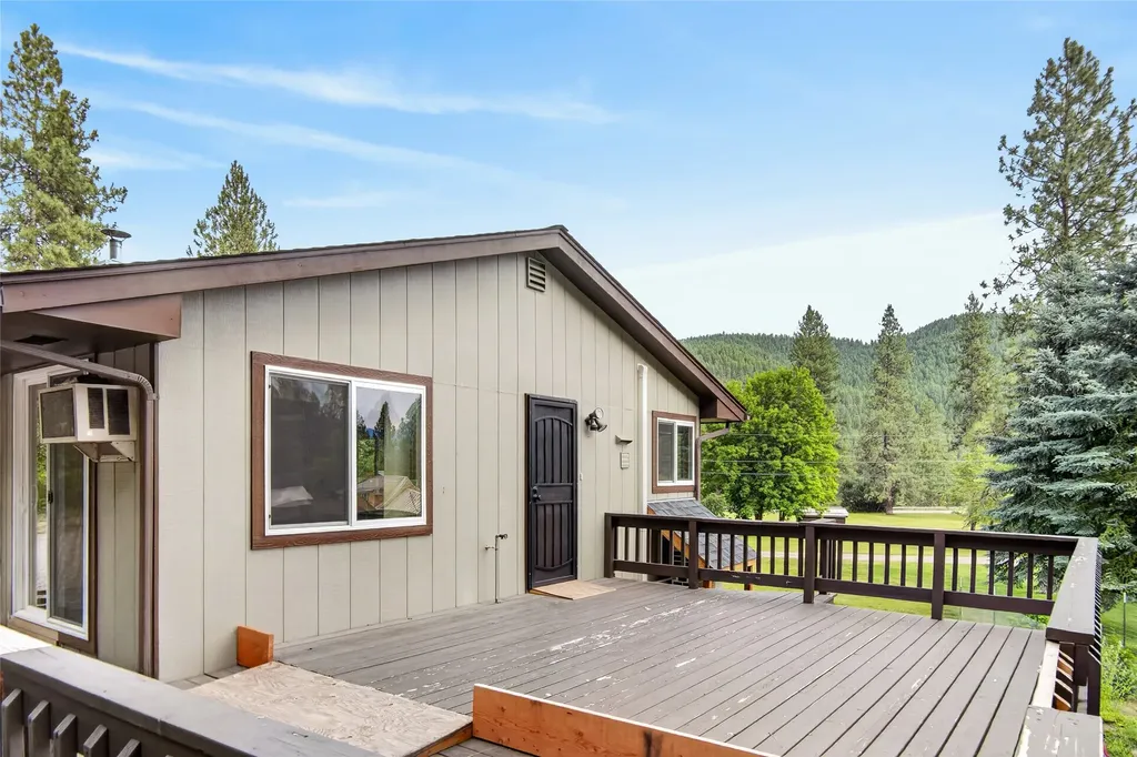 421 Warren Road Libby MT 59923