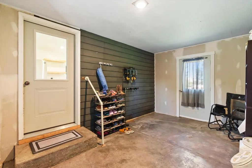 6 12th Avenue W Polson MT 59860
