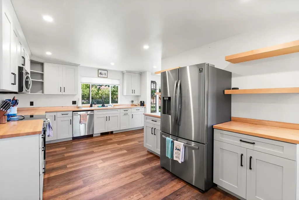 6 12th Avenue W Polson MT 59860