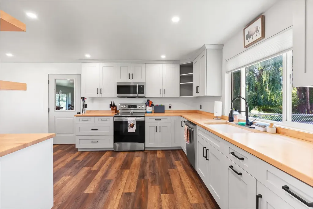 6 12th Avenue W Polson MT 59860