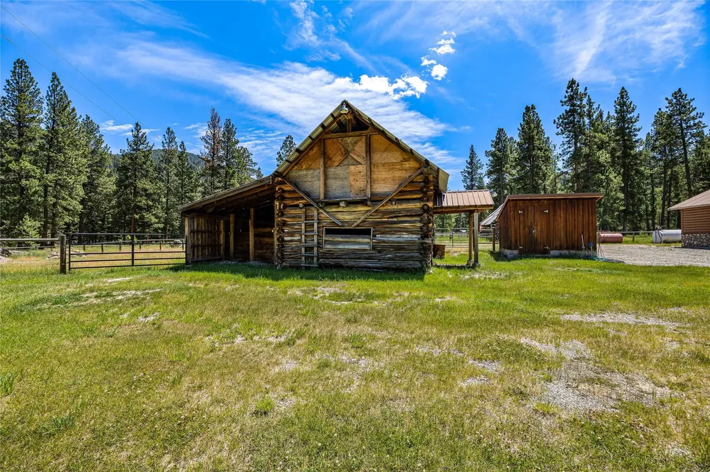 9786 West Fork Road Darby MT 59829