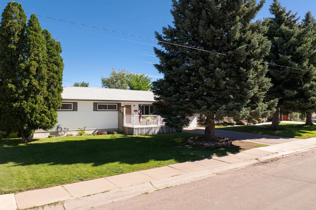 625 Riverview Drive E Great Falls MT 59404