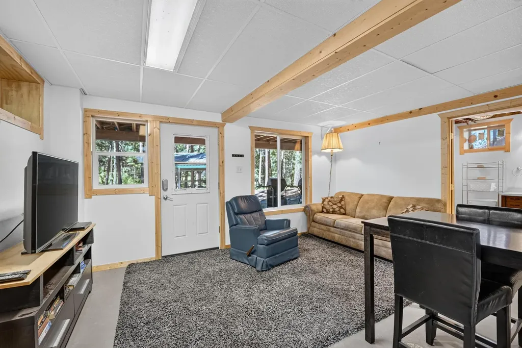 100 Pine Bay Drive Rexford MT 59930