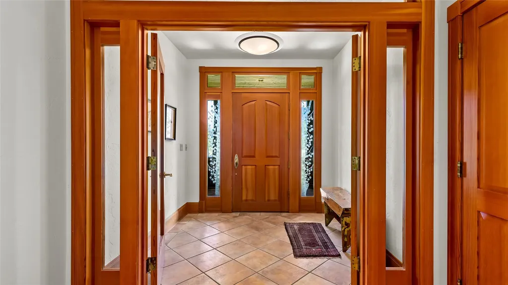 22 Woods Rose Lane Plains MT 59859