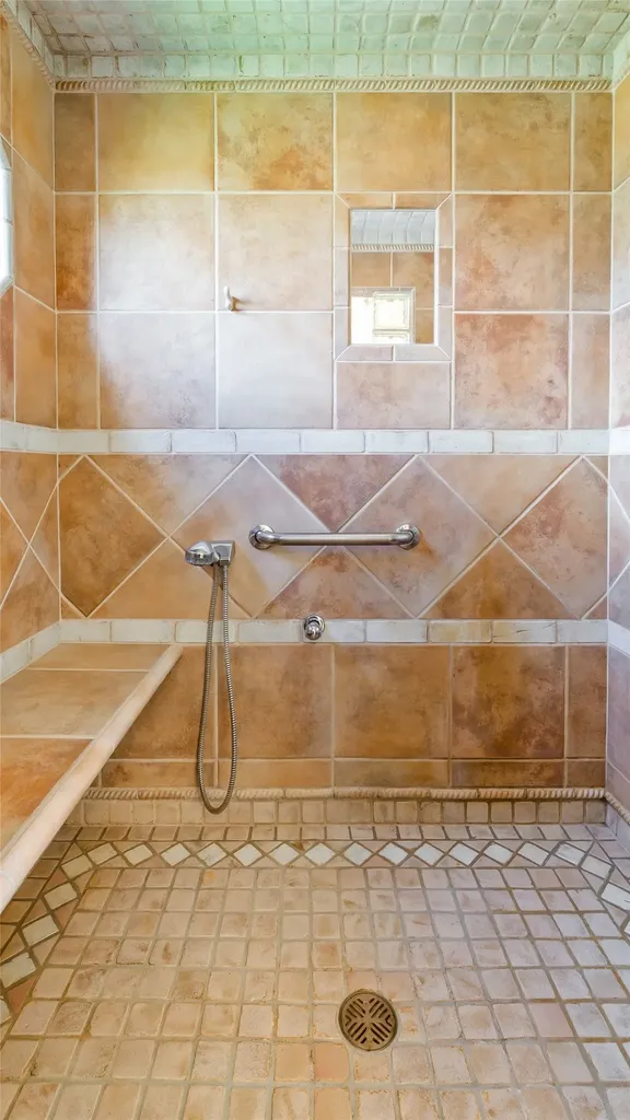 22 Woods Rose Lane Plains MT 59859