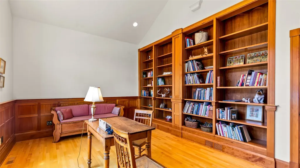 22 Woods Rose Lane Plains MT 59859