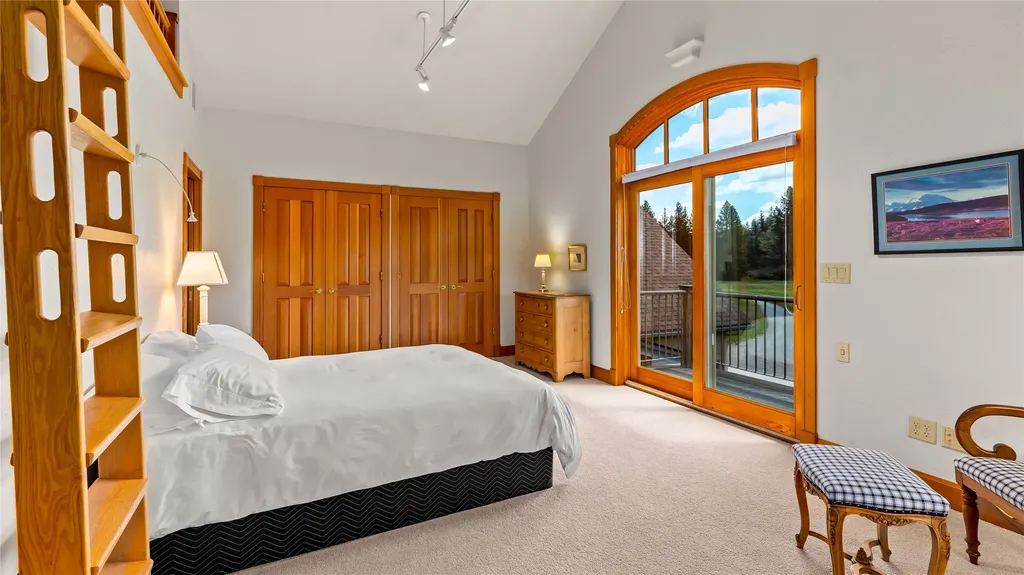 22 Woods Rose Lane Plains MT 59859