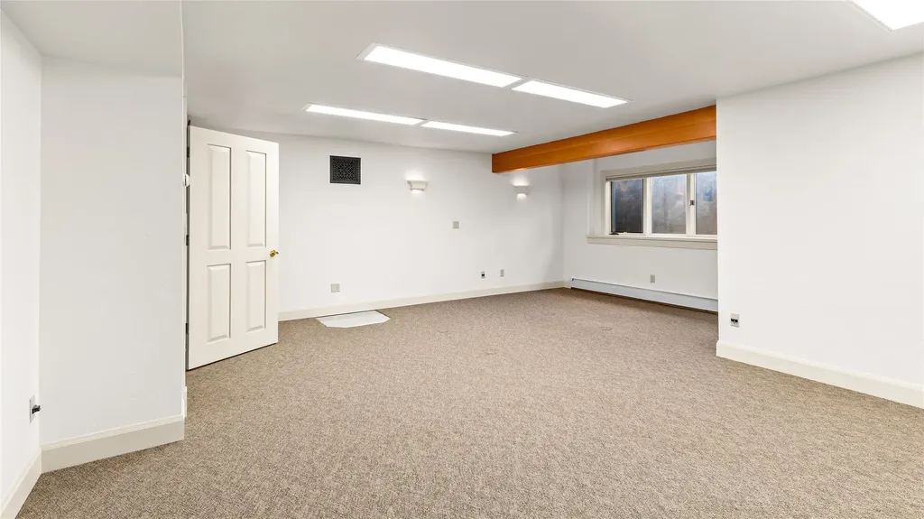 22 Woods Rose Lane Plains MT 59859