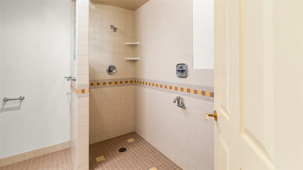 22 Woods Rose Lane Plains MT 59859