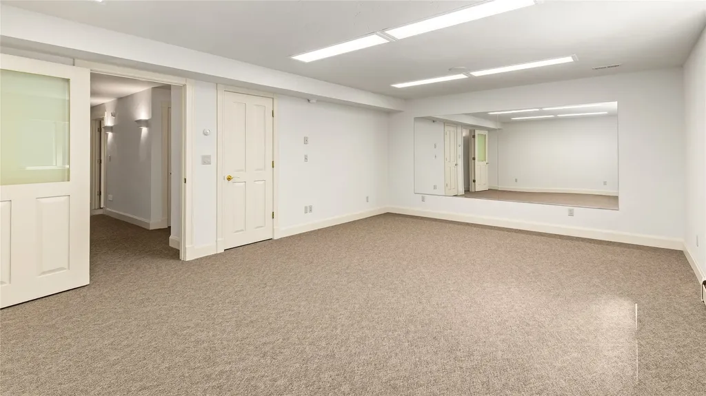 22 Woods Rose Lane Plains MT 59859