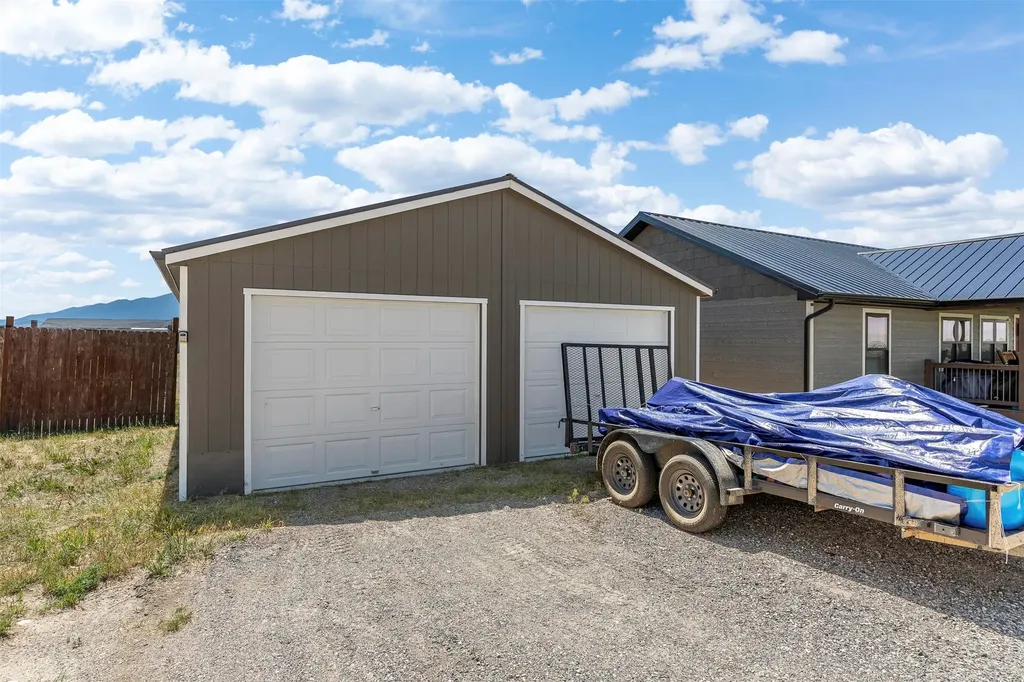 15 Sapphire Way Sheridan MT 59749