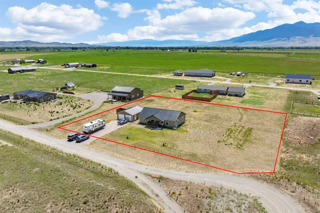 15 Sapphire Way Sheridan MT 59749
