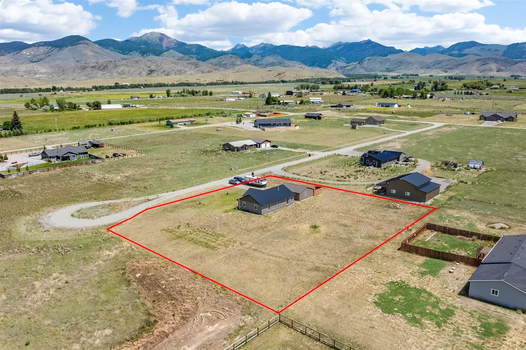 15 Sapphire Way Sheridan MT 59749