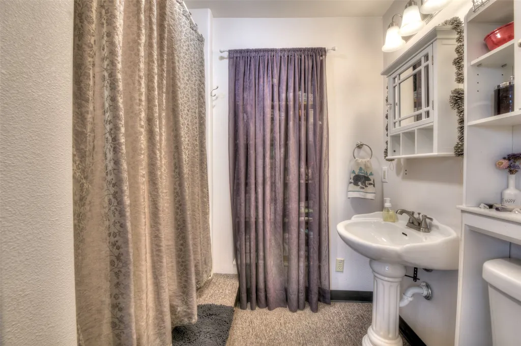 428 Grantsdale Road Hamilton MT 59840