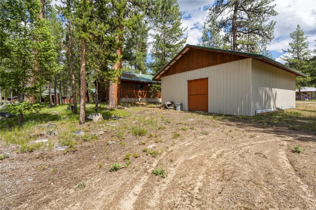 392 Leisure Lane Sula MT 59871