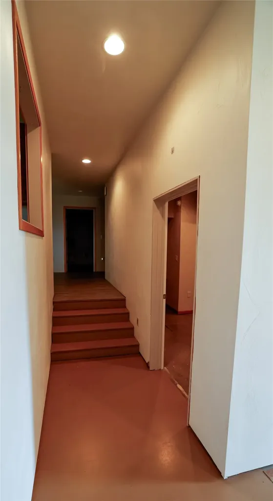 19 8th Avenue NE Conrad MT 59425