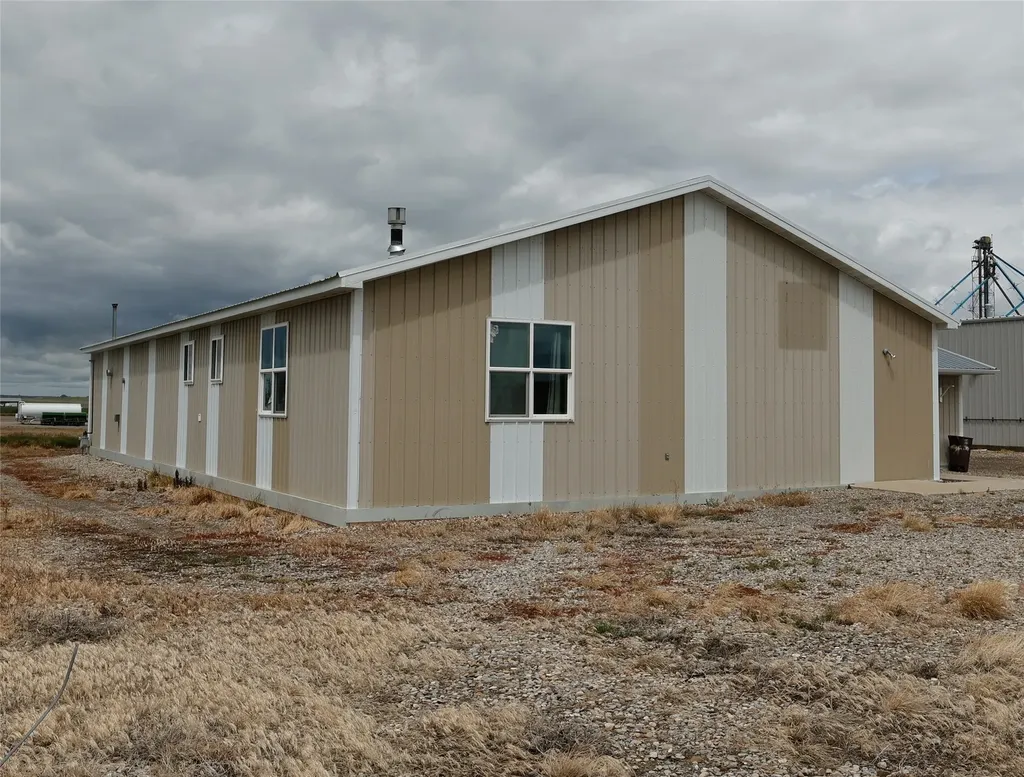 19 8th Avenue NE Conrad MT 59425