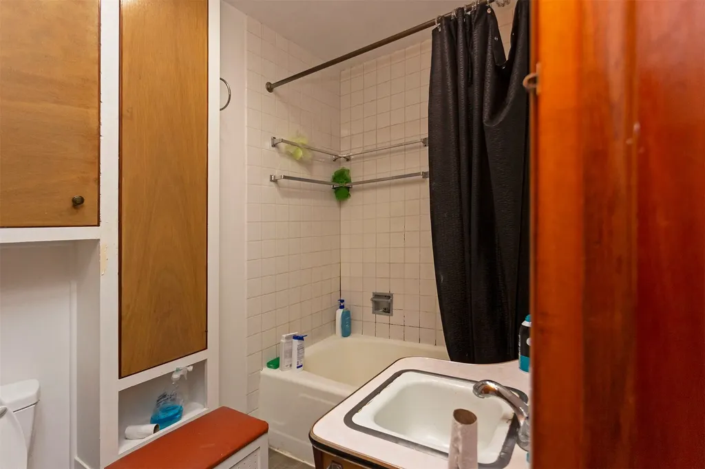 1824 Hollis Street Missoula MT 59801