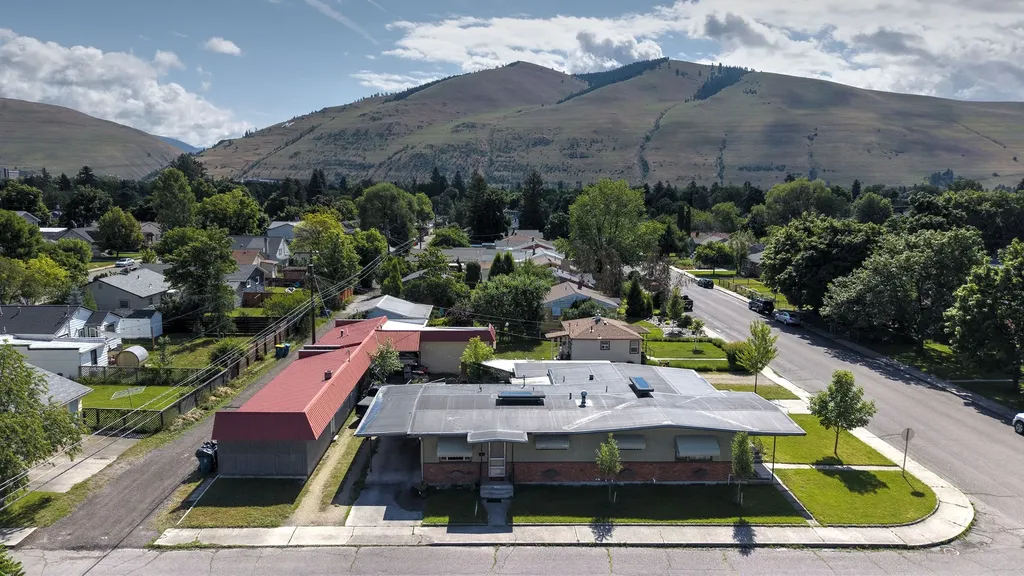 1824 Hollis Street Missoula MT 59801
