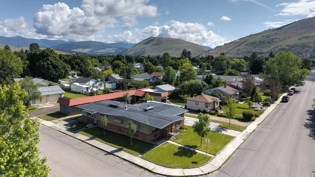 1824 Hollis Street Missoula MT 59801