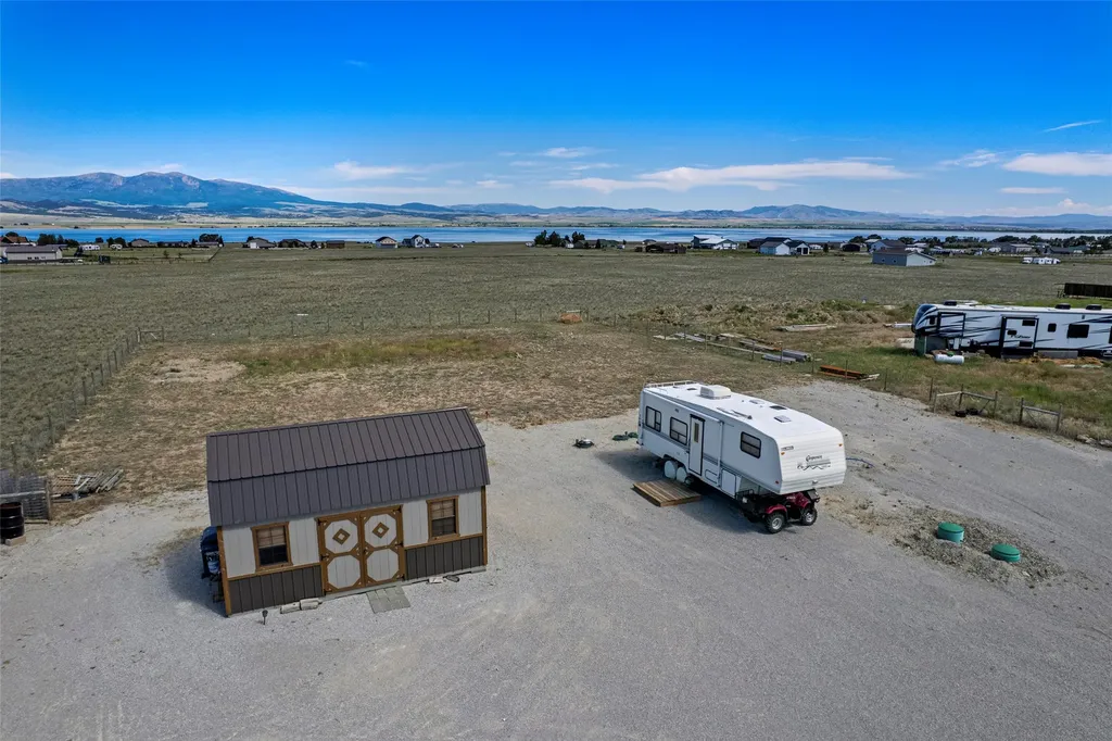 15 Berry Lane Townsend MT 59644
