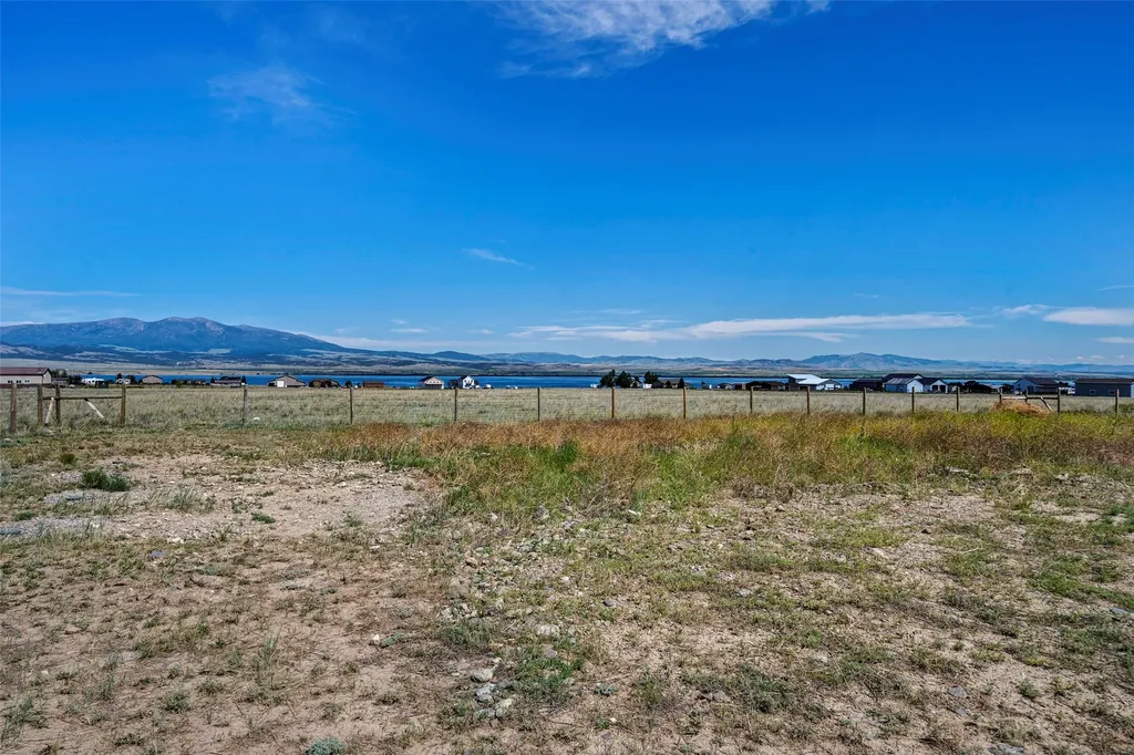 15 Berry Lane Townsend MT 59644