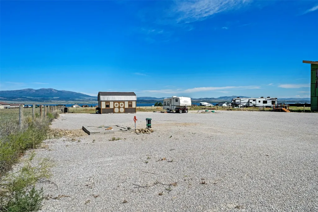 15 Berry Lane Townsend MT 59644