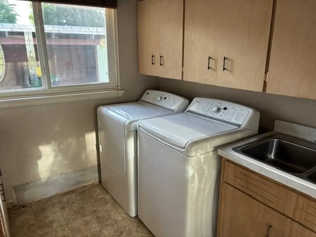 320 S Kansas Street Conrad MT 59425