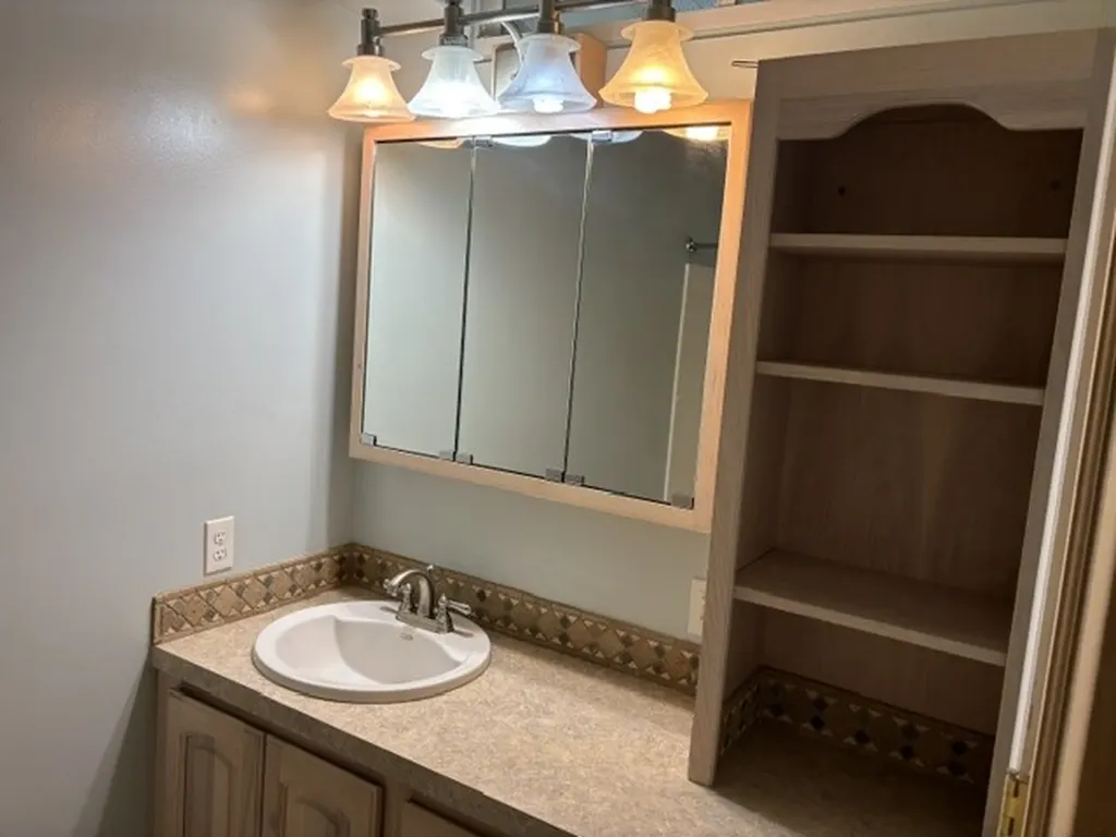 320 S Kansas Street Conrad MT 59425