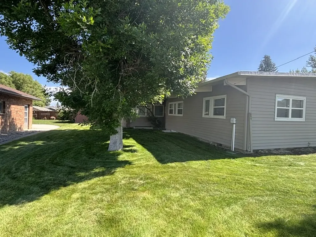 320 S Kansas Street Conrad MT 59425