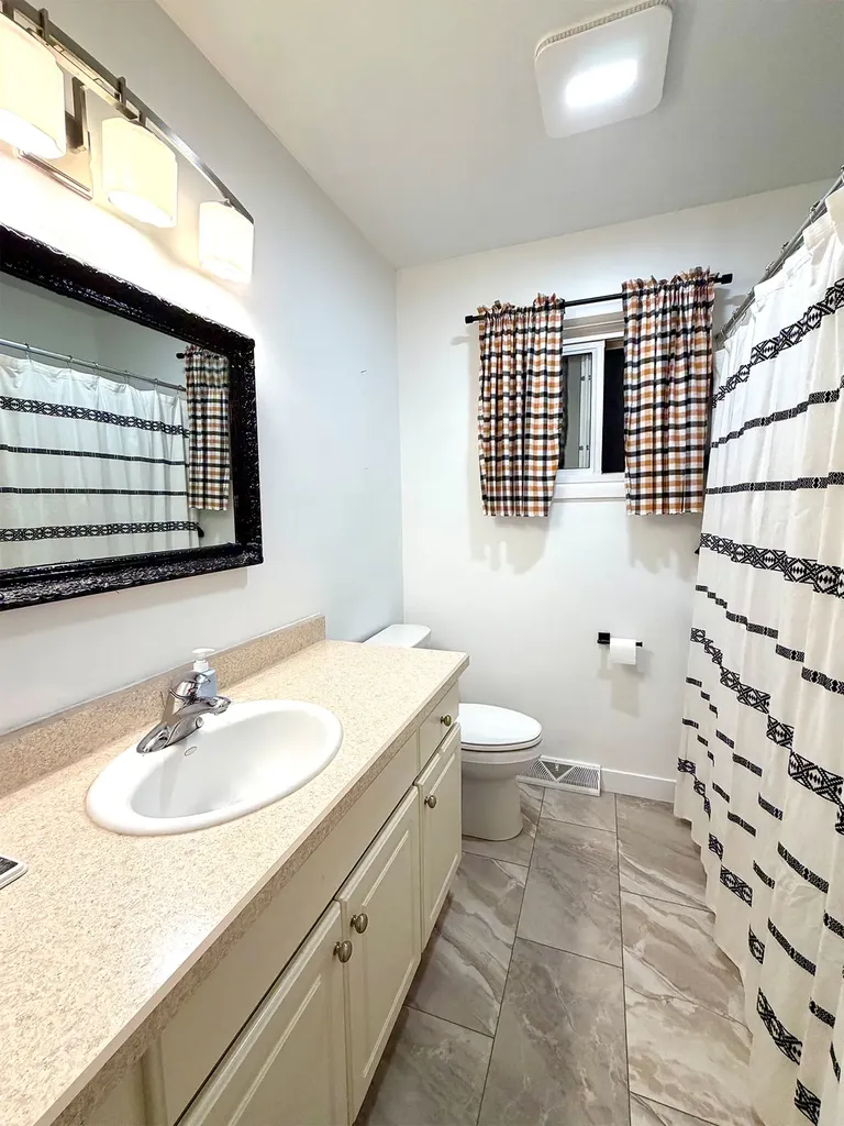 1332 Avenue C NW Great Falls MT 59404