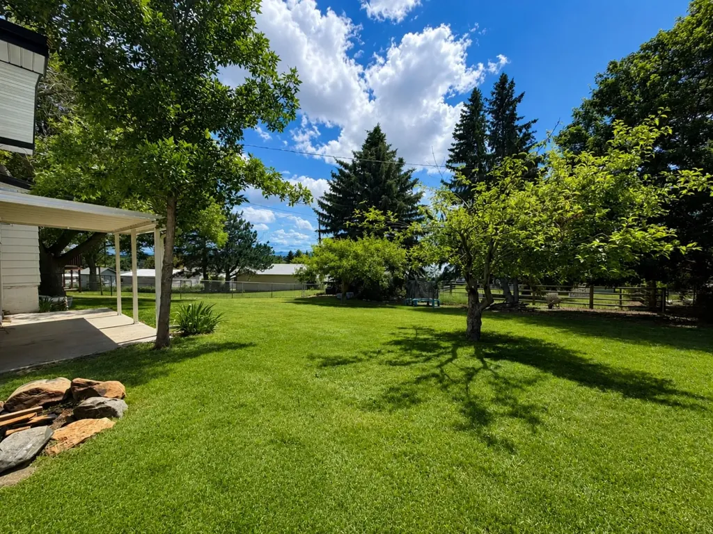 1332 Avenue C NW Great Falls MT 59404