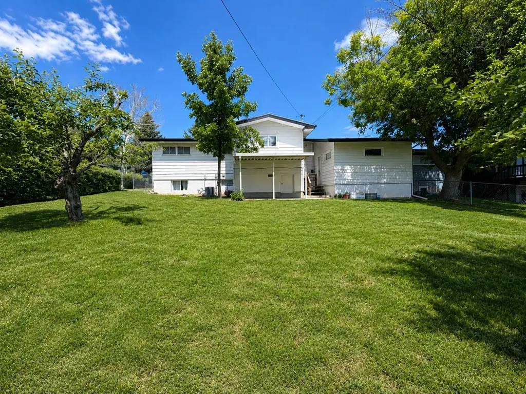 1332 Avenue C NW Great Falls MT 59404