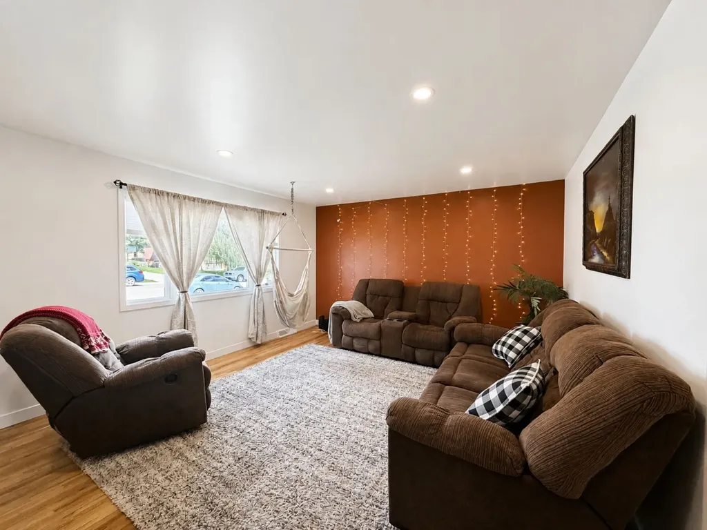 1332 Avenue C NW Great Falls MT 59404