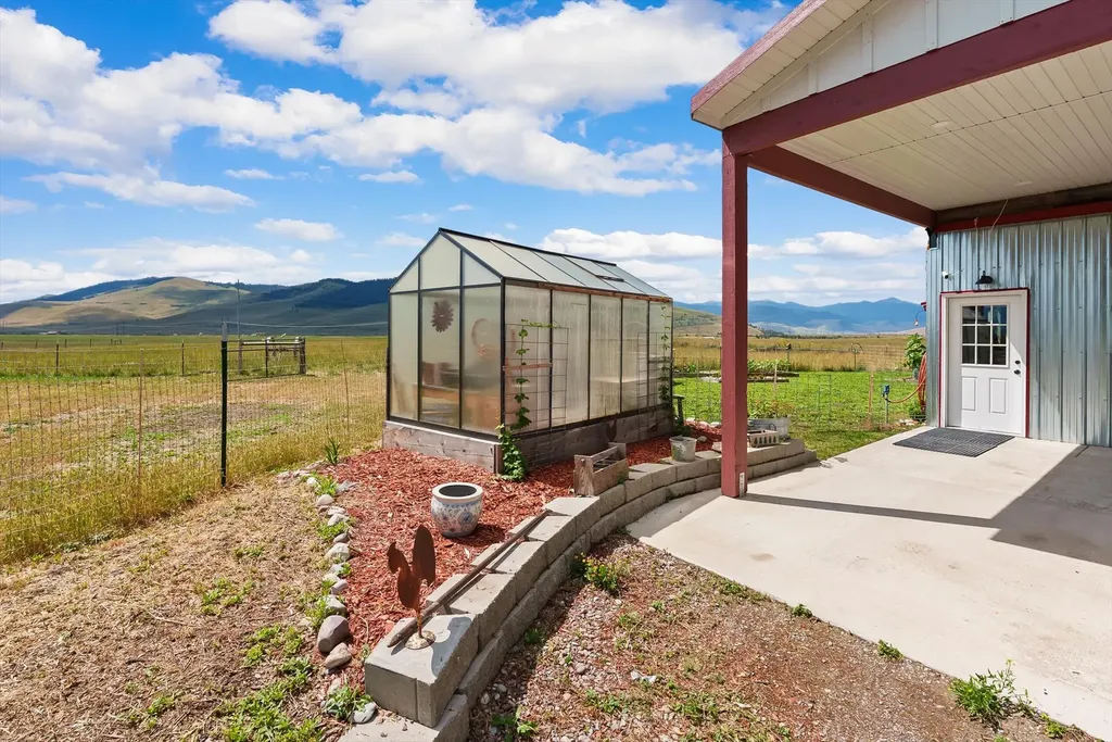 41721 Gallagher Lane Charlo MT 59824