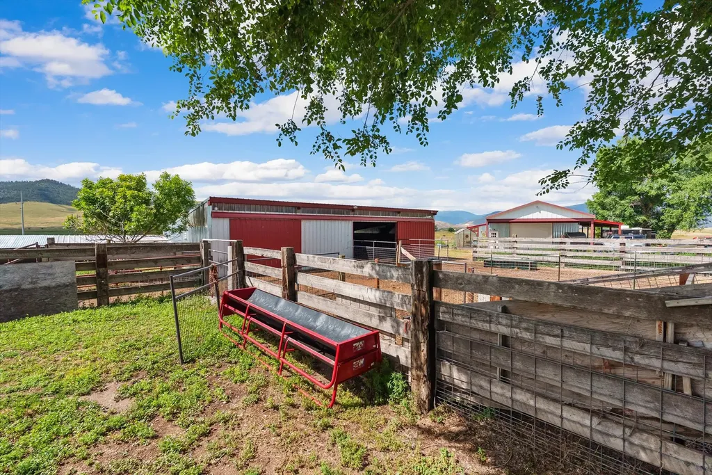 41721 Gallagher Lane Charlo MT 59824