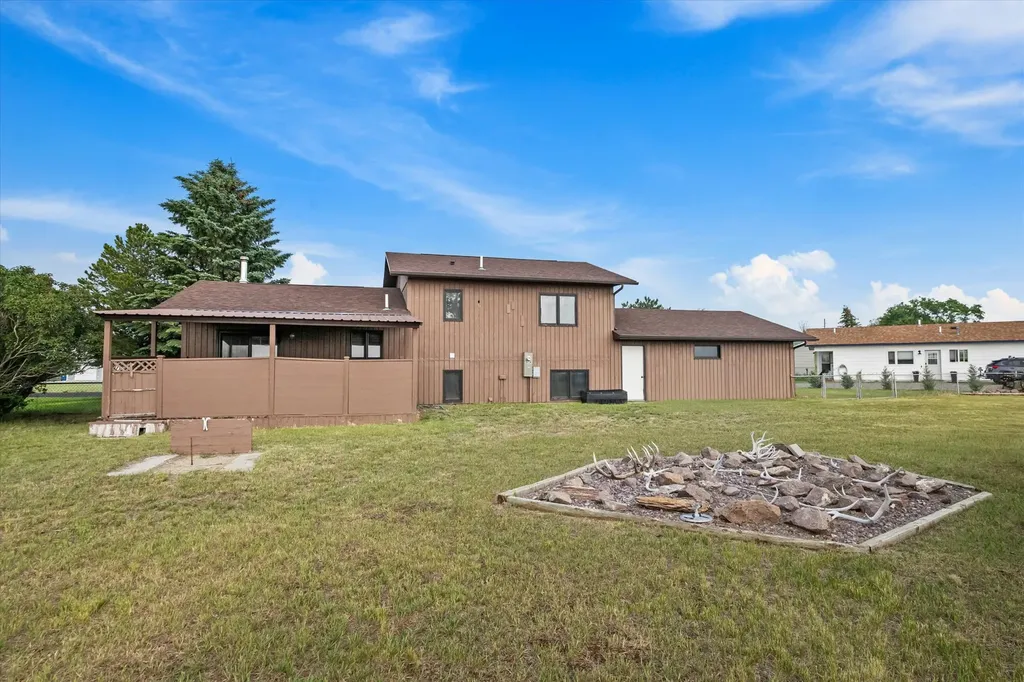 2994 Canal Circle East Helena MT 59635