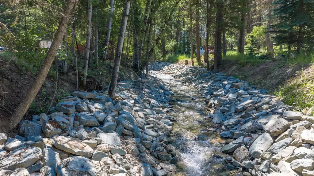 2229 Glen Lake Road Eureka MT 59917