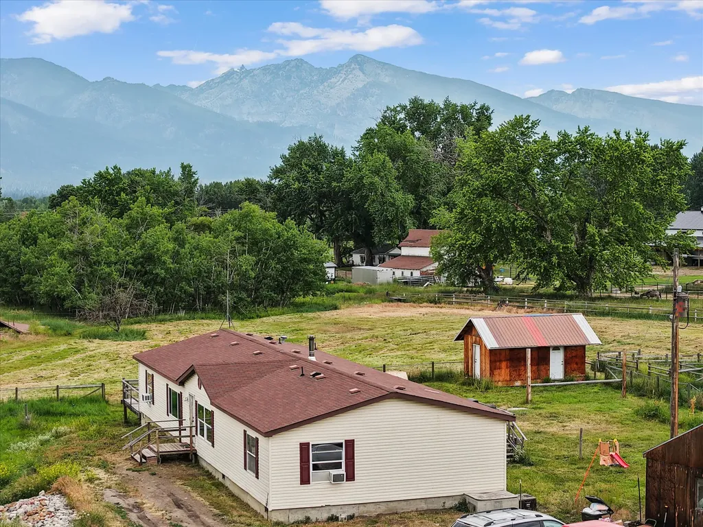 651 Milty Lane Hamilton MT 59840