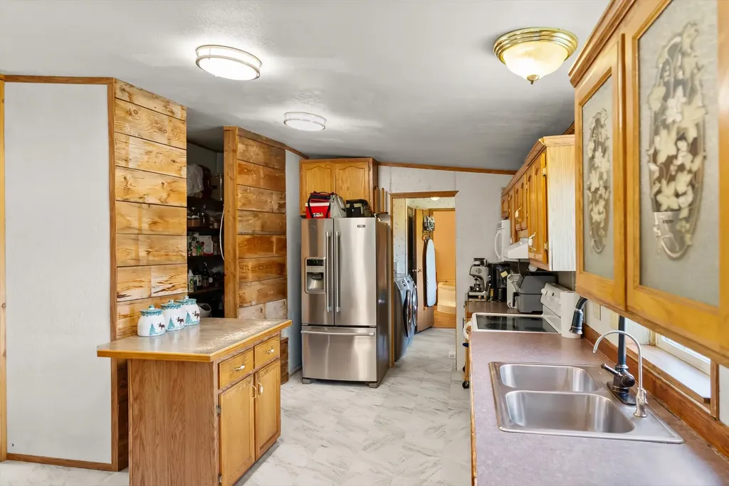 651 Milty Lane Hamilton MT 59840