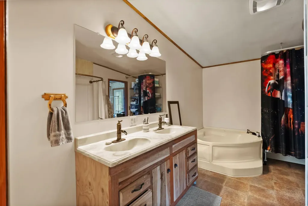 651 Milty Lane Hamilton MT 59840