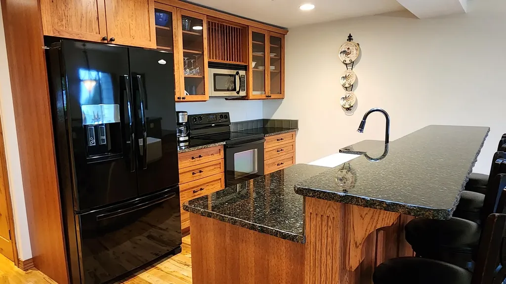 180 Vista Lane Bigfork MT 59911