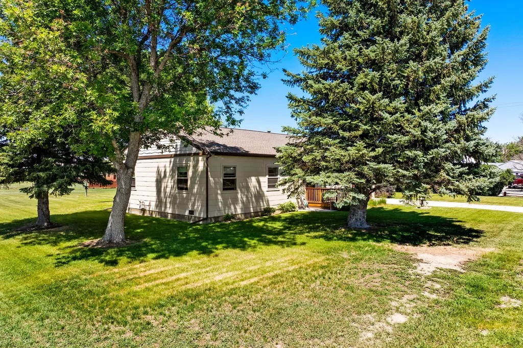 805 2nd Street NE Choteau MT 59422